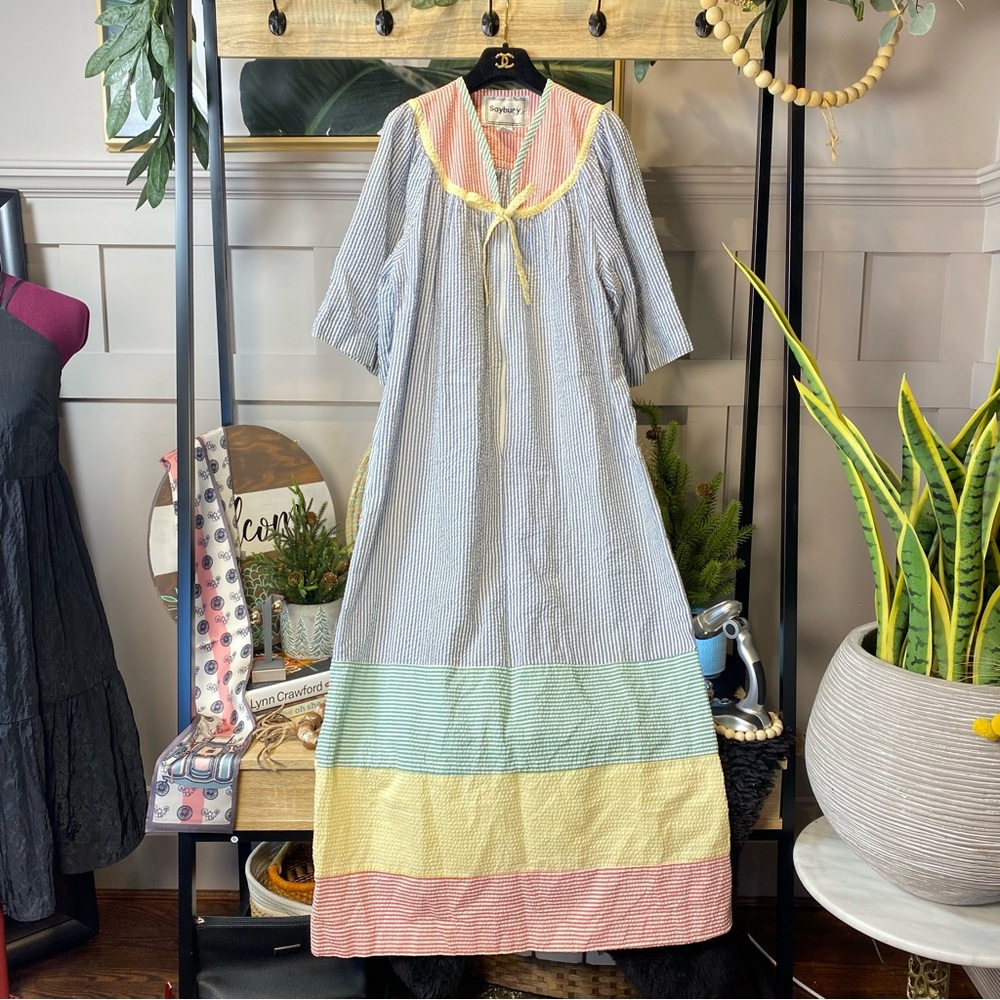 Vintage Saybury House Coat Robe Lounge MuMu Womens M Seersucker Pockets